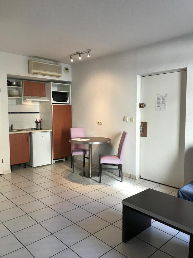 Cité Médiévale 250 M Apartamento